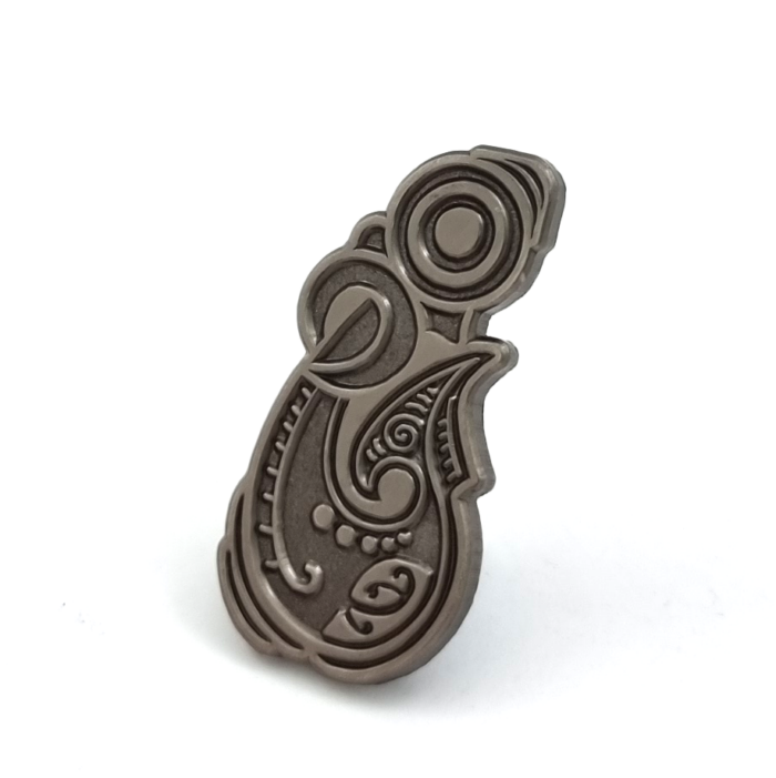 Maori Figure Pin - 20mm, No Colour Enamel, Magnet Fitting, Black Nickel Plated